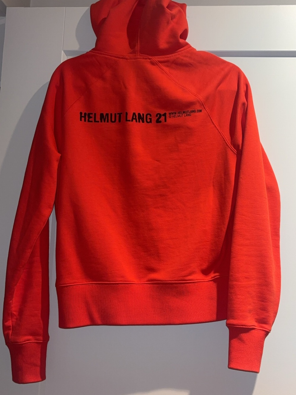 Helmut Lang Red Pullover Hoodie and Matching Shorts Set - Picture 3 of 10